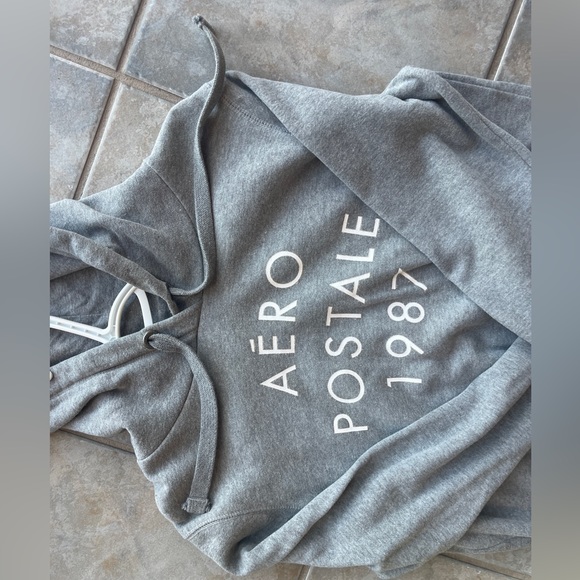 aeropostale logo cropped hooded sweatshirt - Picture 3 of 3